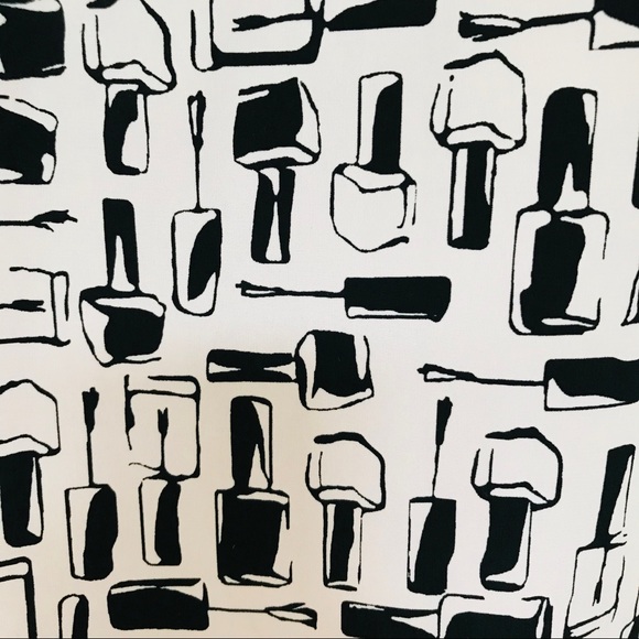 SALE! BETHANY MOTA Pretty NAIL POLISH Novelty Print BLOUSE Small - Picture 3 of 14